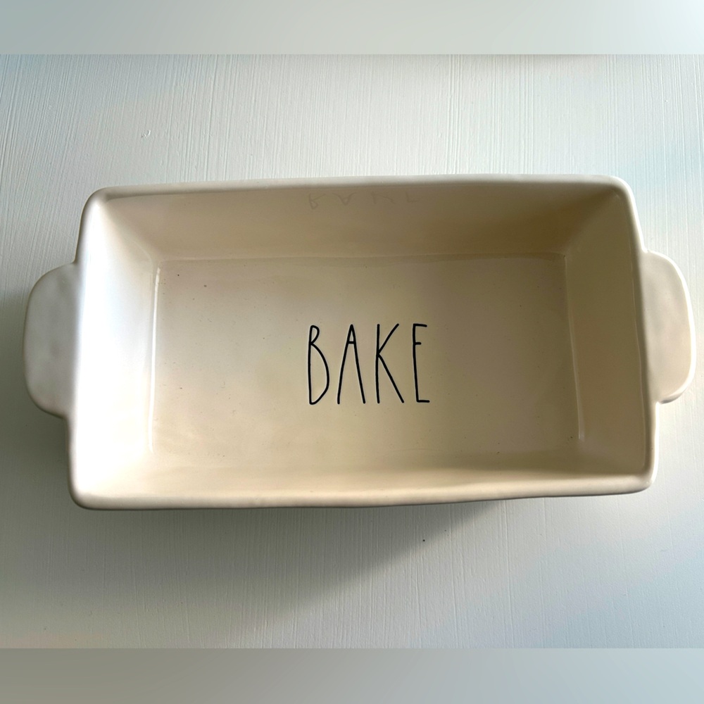 Rae dunn bake ceramic loaf pan